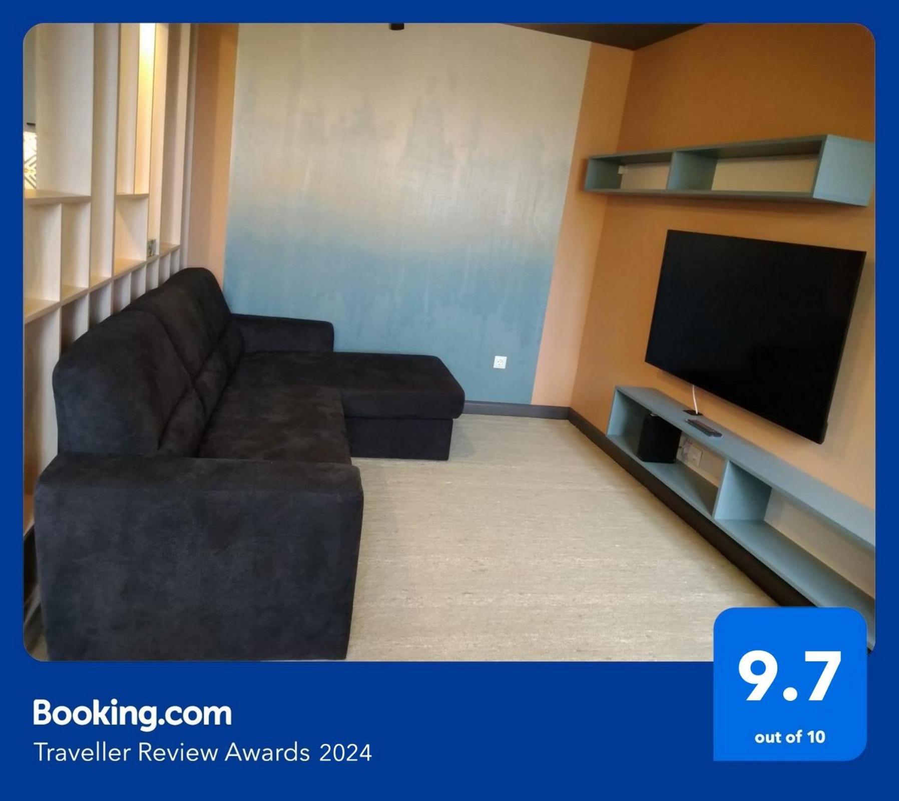 Blonde River Apartman Mora แซแก็ด ภายนอก รูปภาพ